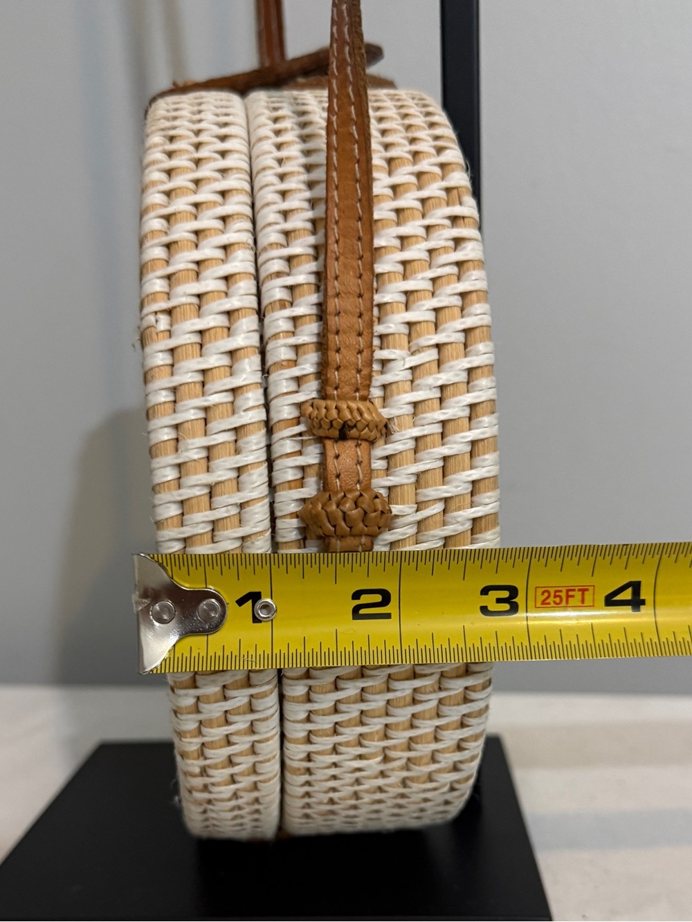 Round Rattan Crossbody Bag Woven Medallion Sunburst Boho Leather Strap - Picture 14 of 15
